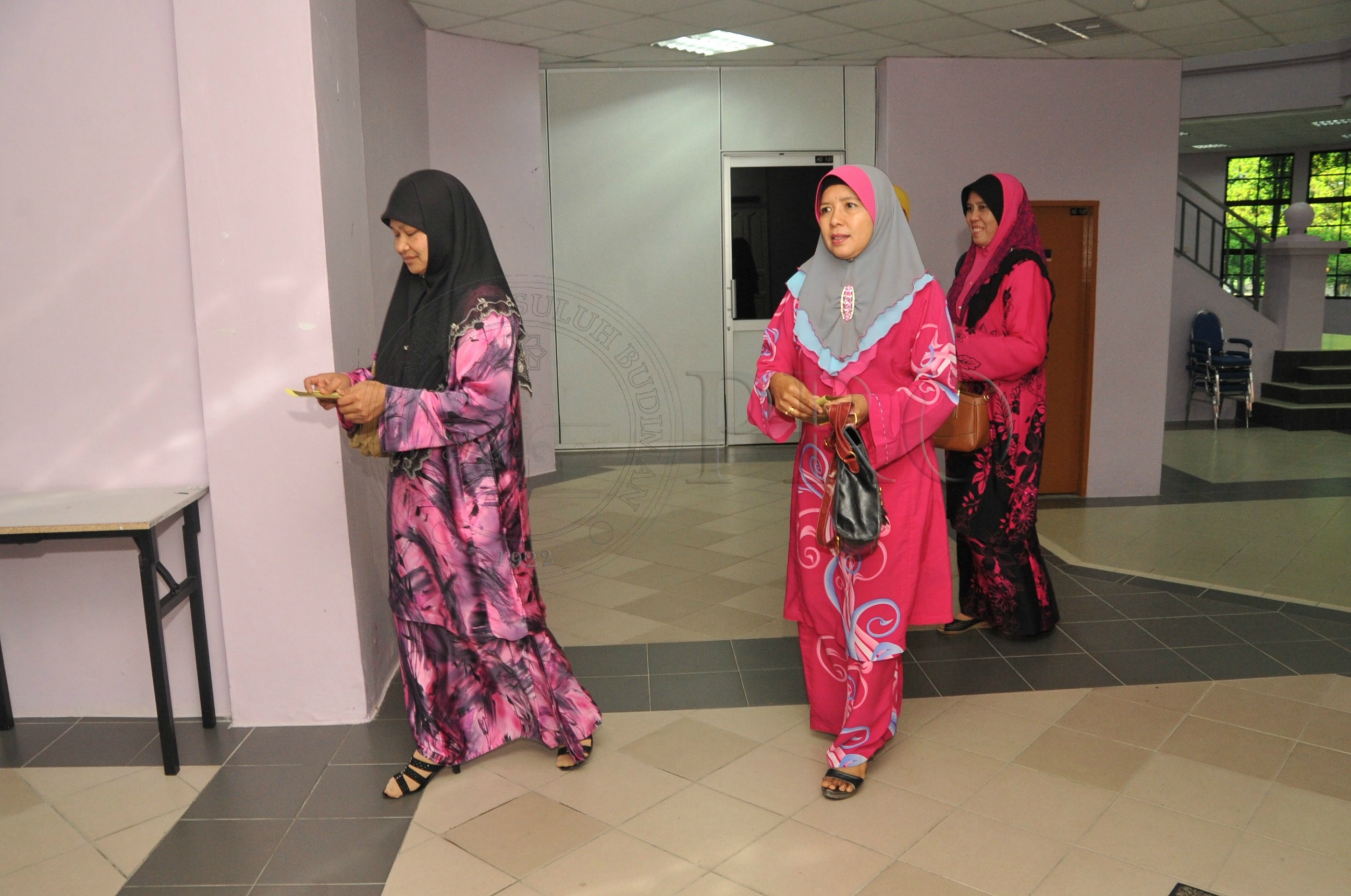 PRO 15 2 MAULIDUR PRO 4067